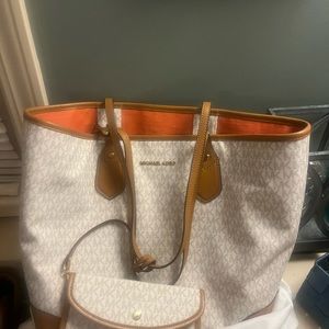 Michael Kors purse